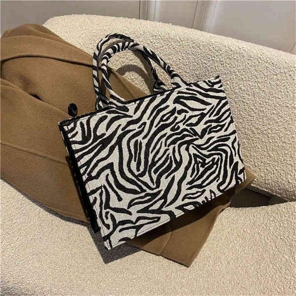 

pattern women's large capacity fashion versatile advanced texture foreign style tote design purses online
