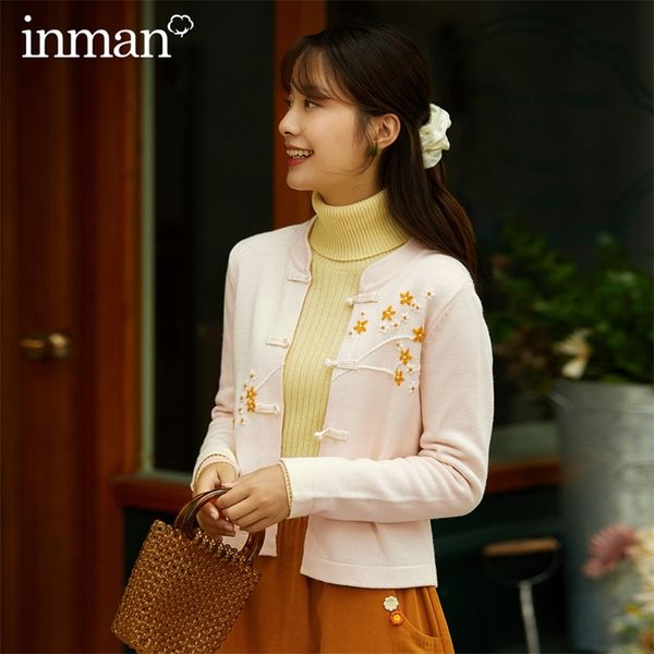 

inman 2020 autumn winter new arrival cardigan women' retro literary contrast color jacquard long sleeve sweater lj201114, White;black