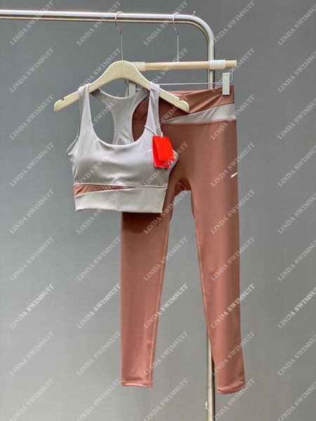 

womens two piece pants yoga set sports bra and pant 2 pieces sets black and blue colors logo hook print street fashion out fit running fitne, White