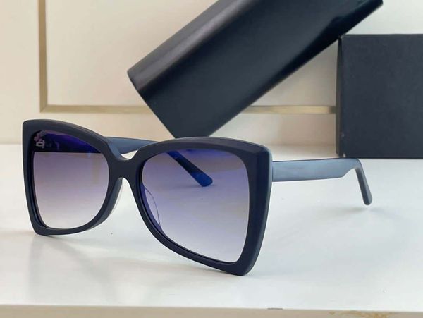 

sunglasses for women summer style 0174 anti-ultraviolet retro plate full frame fashion eyeglasses random box, White;black