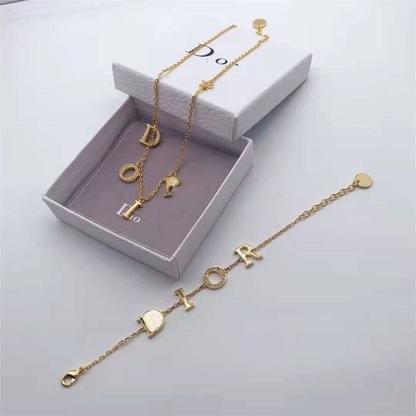 

20% off 2022 jewelry family's new letter necklace, Black