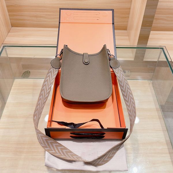 

2022 new women arc leather shoulder bag crossbody sling bags pouch solid color canvas pouch female clutch wide strap casual ribbons clutches