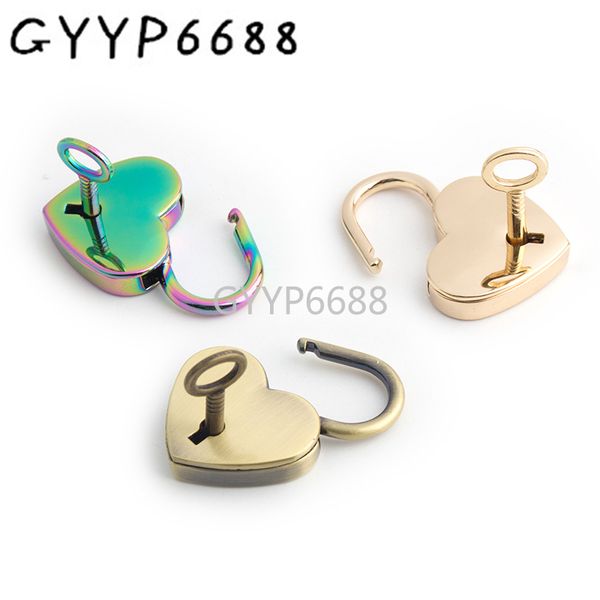 

5-20sets 30*39mm 4 colors luggage lock handbags hardware bag lock heart shape padlock with key 220505, Black