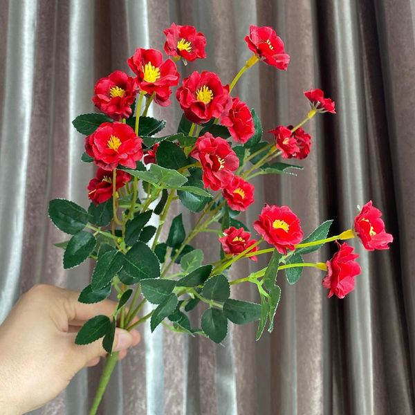 Dekorative Blumenkränze, schöner Mini-Rosenstrauß mit Blättern, Seide, gefälschte Esstischdekoration, Partygeschenke, Flores ArtificialesDecorative