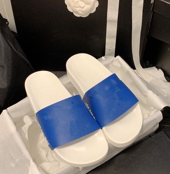 

luxury rubber couple slippers and sandals for men women wear new one-word thick-soled all-match slipper non-slip soft-soled beach slippers s, Black