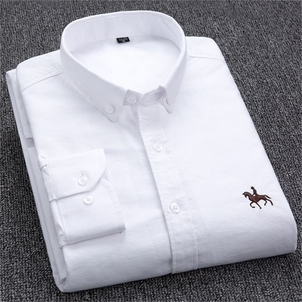 

100% cotton oxford shirt mens long sleeve embroidered horse casual without pocket solid yellow dress shirt men plus size 5xl6xl 220720, White;black