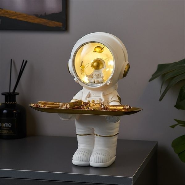 Creativo Astronauta Statua Vassoio portaoggetti Nordic Home Decor Scrivania Figurine Tavolo da salotto Chiave 220329