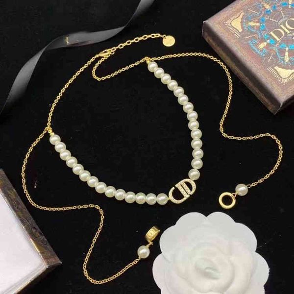 

french crystal pearl pig nose light luxury fashion elegant necklace color headset necklace earrings, Black