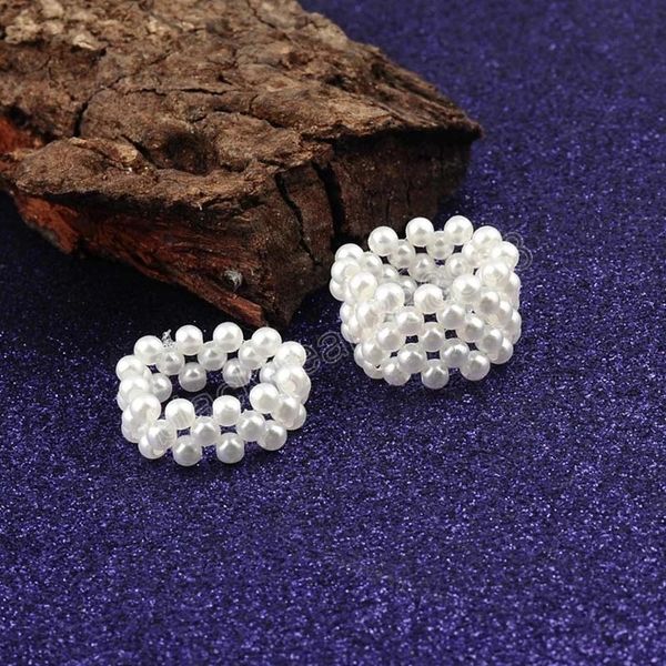 Anelli di perle di moda per le donne Fedi nuziali con anello elastico regolabile intrecciato rotondo Eleganti regali di gioielli per feste con anello di dito femminile