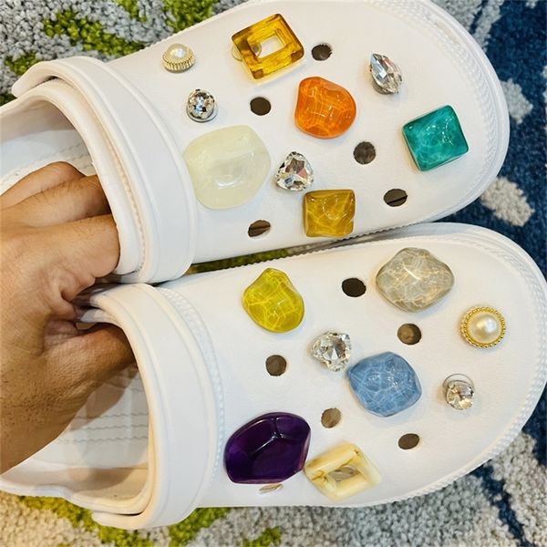 

shiny colorful gems croc charms designer diy bling rhinestones shoes decaration for clogs kids boys girls elegan women gifts 220720, White;pink