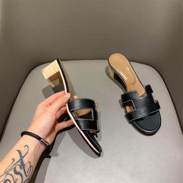 

2021 ladies luxury high heel sandals classic designer slippers fashionable beach flip flops size 35-42297w, Black