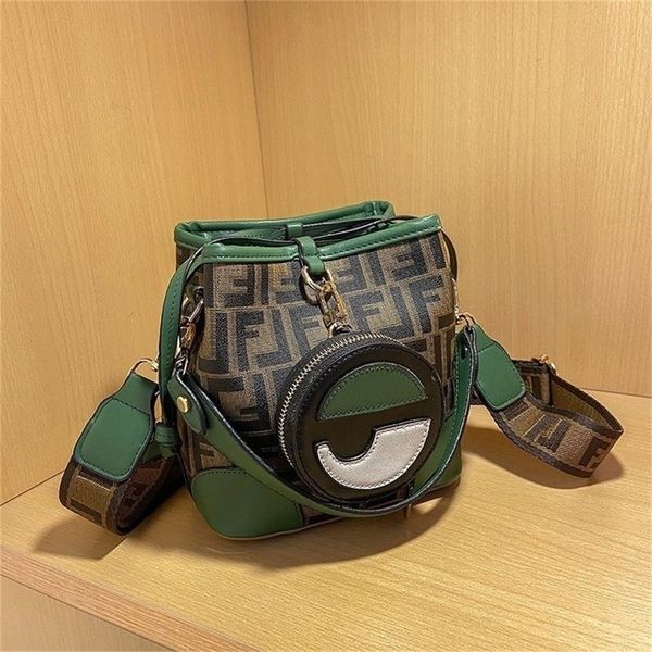 

autumn and winter women's new fashion wide strap diagonal versatile printed texture single 80% off purse sales