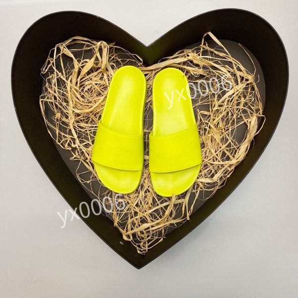 

2022 brand mens womens flat canvas webbing slippers designer ladies men women outdoor sole sandals casual slide slippers, Black