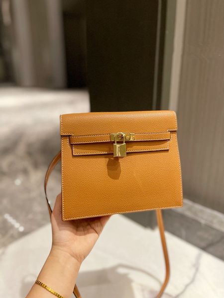 

designer bags luxury leather handbags women's shoulder bags crossbody bags swift gold buckle multiple carry 22 17cm