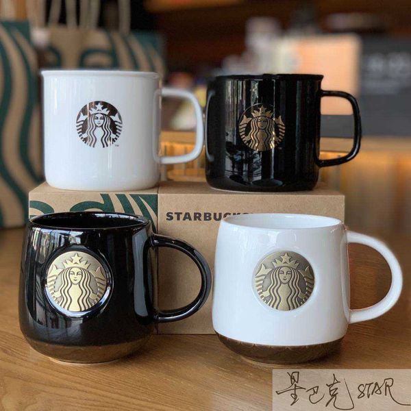 

couple water cup, black starbucks cup