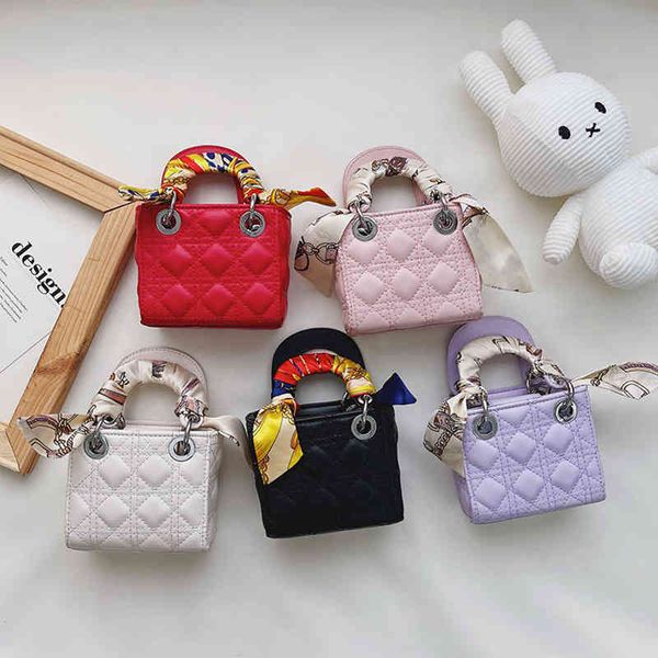 

bag fashion spring summer new embroidered thread small silk scarf handbag girl chain messenger wholesale western style ladies designer bags