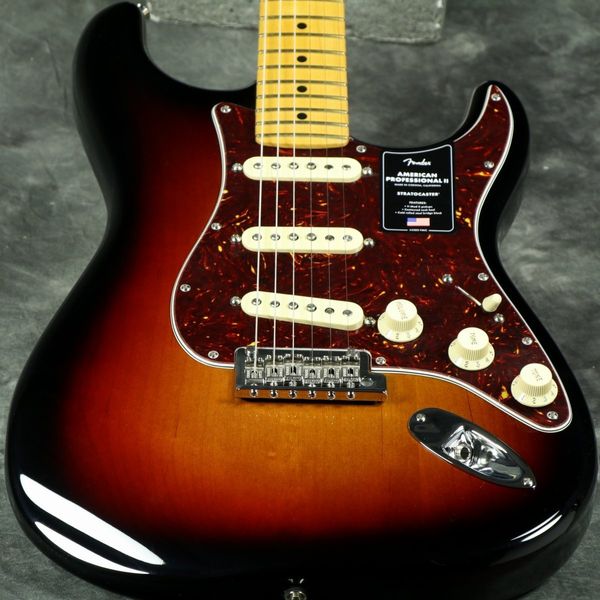 

professional ii st maple 3-color sunburst #gg6ah electric guitar