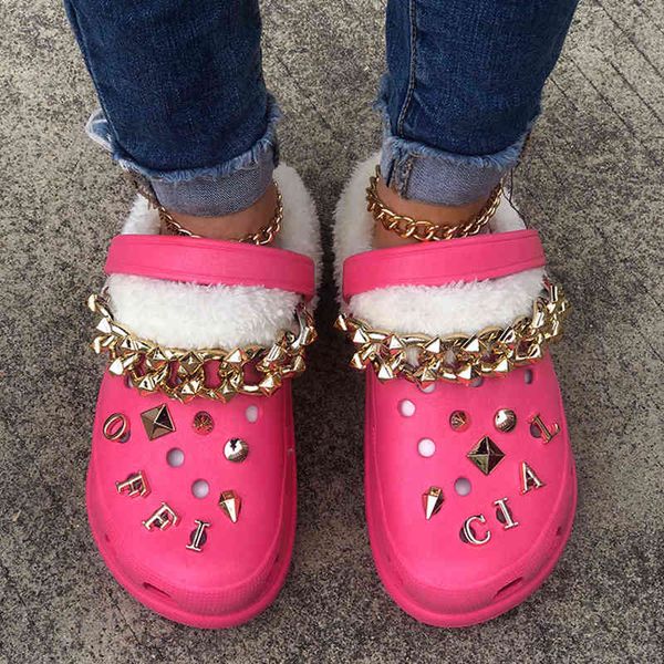 

slippers shoes women plush beach sandals platform increase clogs slides metal letters big chain charms garden shoe hole 220708, Black