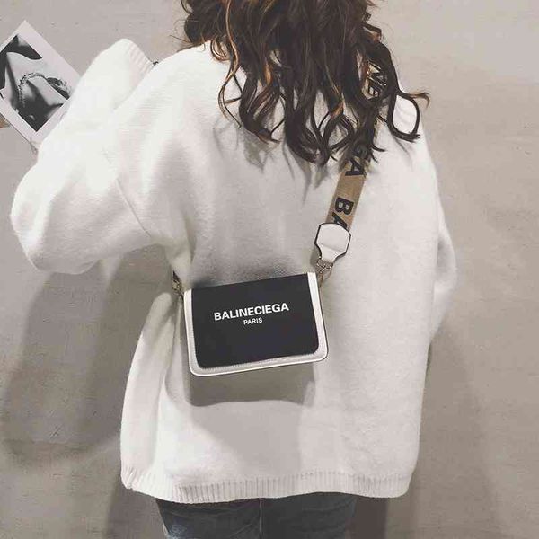 

ins super fire female new korean student versatile chain small square bright piece buckle messenger bag