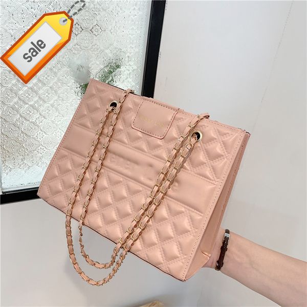 

lingge 2022 new personalized women's chain capacity ladies tassel shoulder bag large letter handbag casual factory outlet