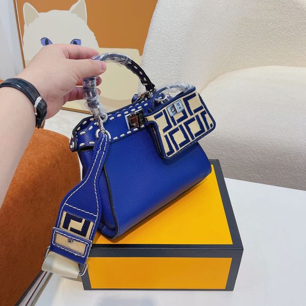 

fashion new design cosmetic bag embroidered crossbody handbag 5 colors available