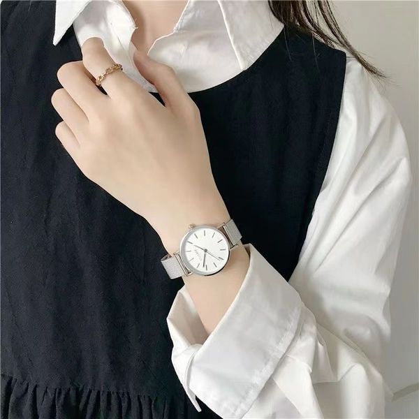 Retro Damenuhr wasserdicht Trend Mode Nische Kette Mesh Gürteluhr Studentin koreanische Version einfaches Temperament ins Stil