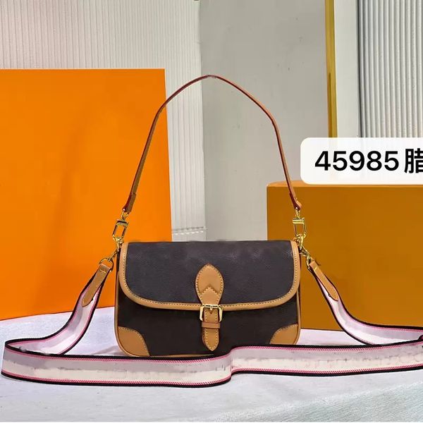 

vintage baguette bag women handbag purse coated canvas crossbody bags satchel archival buckle removable jacquard shoulder strap flat pockets, Black;red