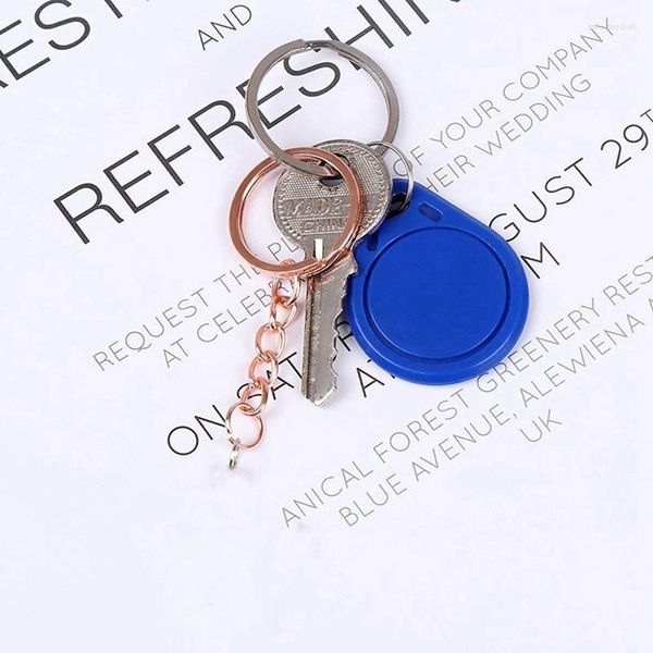 Schlüsselanhänger 450 Stück Schlüsselanhänger mit Kette 8 mm kleine Schraubenösenstifte Haken für DIY-Schlüsselanhängerherstellung Machen Sie Ihre eigenen 6 Farben Emel22