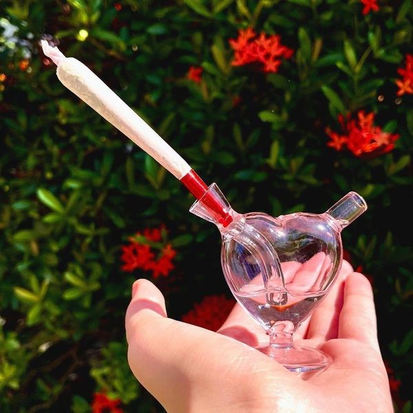 Tubi per acqua in vetro da 3 pollici Tubi per fumo a forma di cuore d'amore Bruciatore a nafta Shisha Dab Rig Tabacco secco Accessori per fumatori di erbe