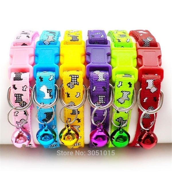 24 PCS LOT Puppy Pet Dog Collar Small Cat Buckle Ajustável com Bell Neck Strap Animal para acessórios de gatinho LJ201112