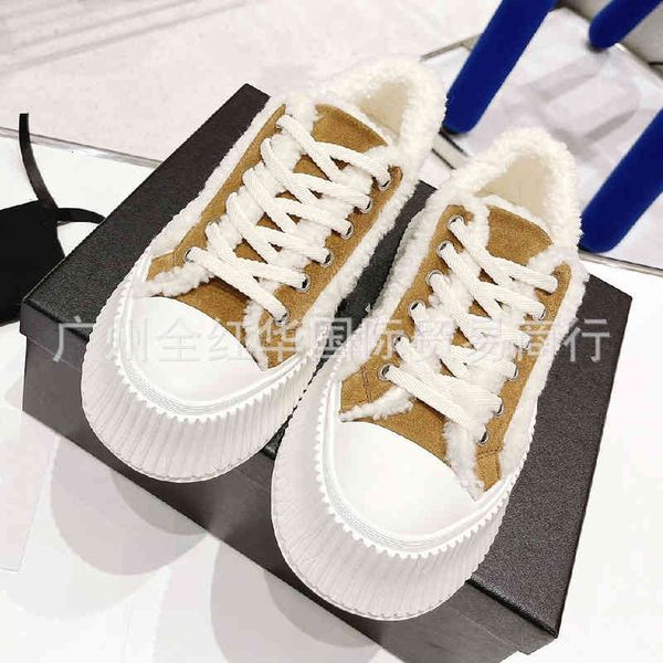 

boots xiaoxiang c family's thick bottom wool integrated biscuit shoes net red star push 21 winter versatile snow women, Black