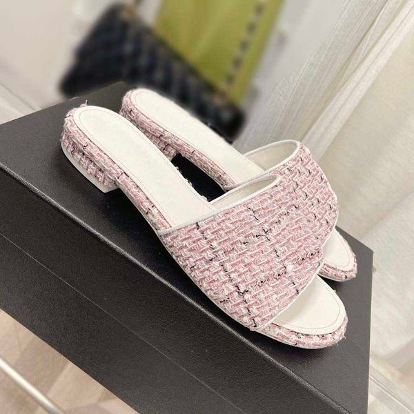

2022 small fragrance womens sandals slippers with tonal tweed and leather tonal loafers, Black