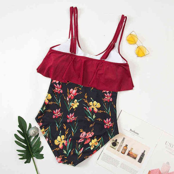 

of main promotion plain color swimsuit, fattening and increasing one-piece bikini swimsuit outdoor sports, White;black