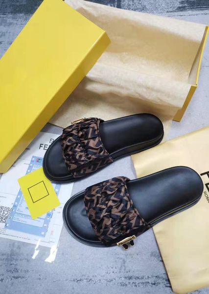 

design stylish luxury women's slippers summer indoor outdoor beach satin slide beach flat sand soft printed casual shoes, Black