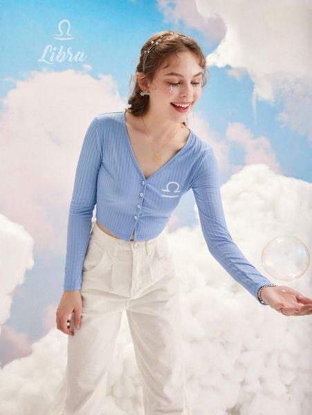 

romwe libra graphic button front ribbed crop tee i2un#, White