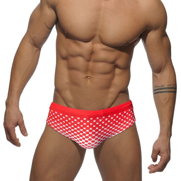 Sommer Herren Strand Badehose Sexy Niedrige Taille Dot Bikini-Slip Mode Männlichen Polyester Schnell Trocknend Badeanzug Sport Surf Bademode 220520