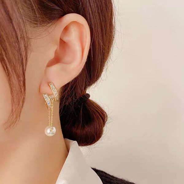 

2022 new 2022 new fashion letter h tassel pearl earrings female personality simple exquisite zircon super fairy silver needle, Golden