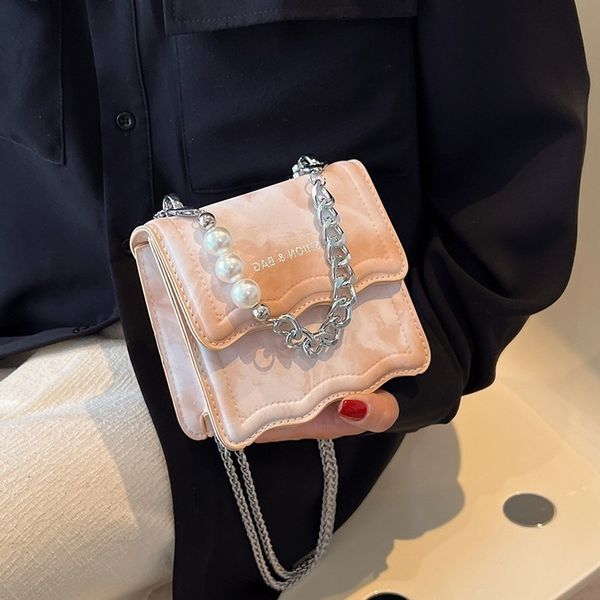 

designer bags this year's popular niche women's 2022 summer new versatile chain messenger one shoulder small square
