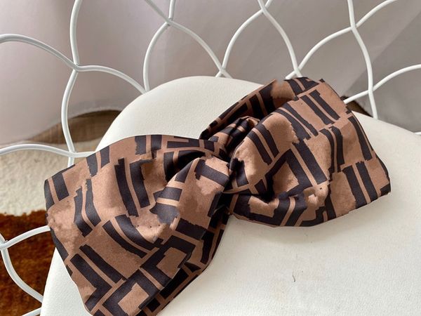 Designer 100% Silk Cross Headbands 2022 Hot Women Girl Elastic Letter Brown Cetin Hair bands Retro Turban Headwraps Gifts headbands