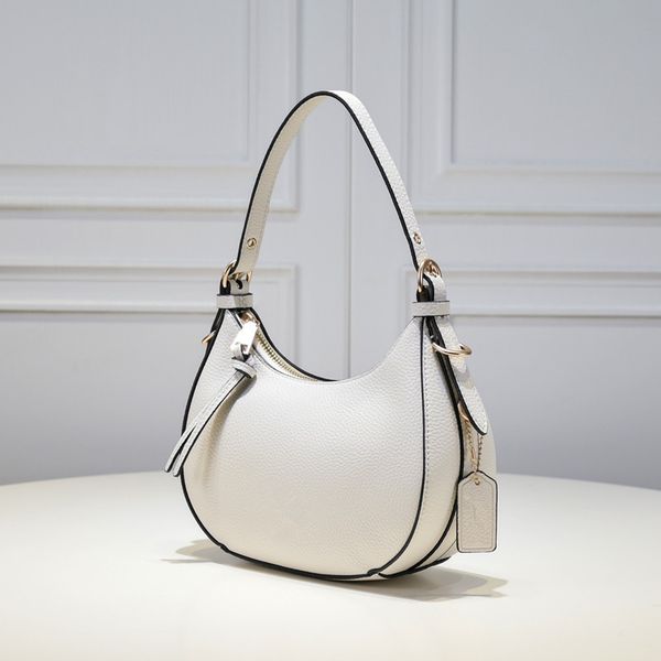 

women's simple small square bag genuine leather fashion design handbag cell phone bag fine workmanship suitable for all occasions
