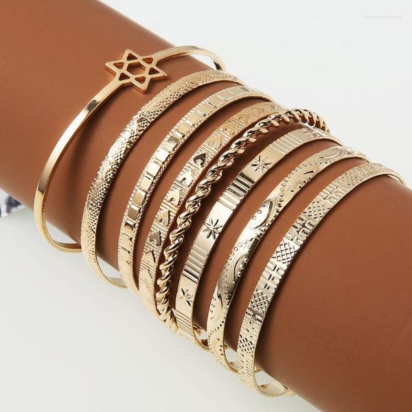 Braccialetti geometrici del cuore delle stelle intagliate punk di colore dell'oro messi per le donne Boho Goth Bracciali del polsino del metallo Uomini Catena a maglia dei monili di Hip Hop