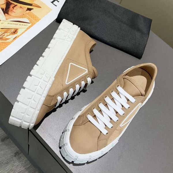 

designer boots 2021 desiners womens old dad heighten casual thick soled women heighten thick soled with box shoes, Black