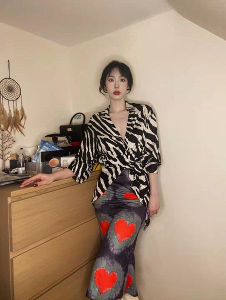 

skirts spring and summer love print leisure bag hip half waist low skirt female, Black