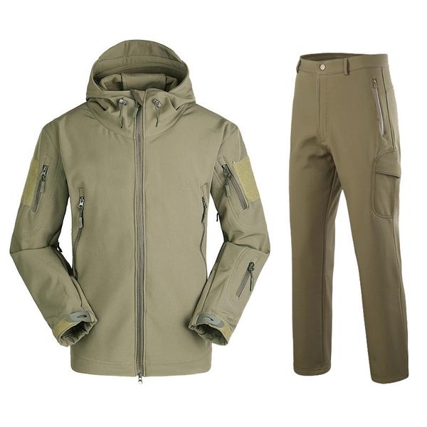 Menina de pilotas masculinas Men camuflagem Terno de camuflagem ao ar livre Jaquetas à prova d'água Tad Tad Softshell Roupe