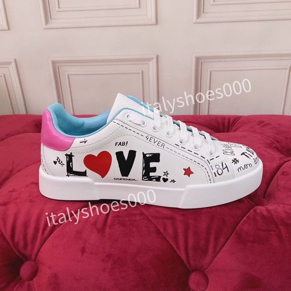 

designers mens low skateboard shoes discount 35-41 one euro airs wheat women all black triple white casual sports sneakers hc210426