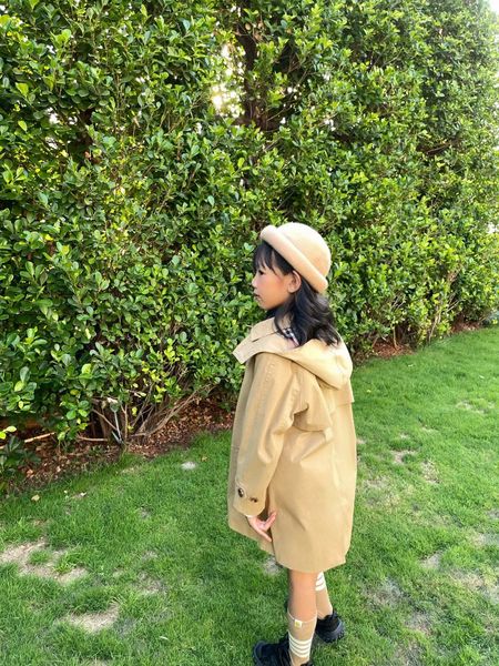 

boys girls coat tench coats baby clothes hooded kids designer waterproof fabric cuff letter embroidery button lettering new style bbr khaki, Camo