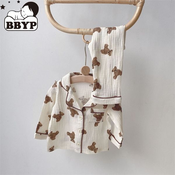

2pcs autumn kids pajamas korean long sleeve print bear cardigan and pants cotton musline yarn sleepwear 220715, White