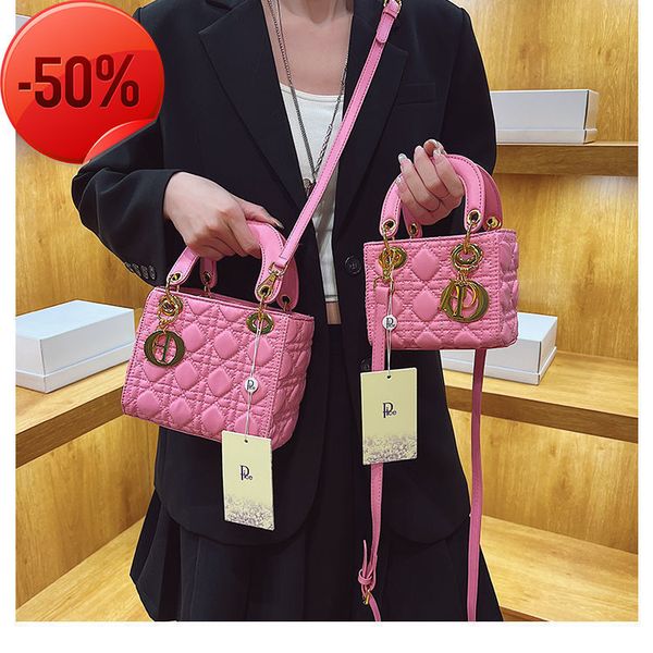 

the factory directly new style small fragrance fashion princs bag net red one shoulder msenger bag