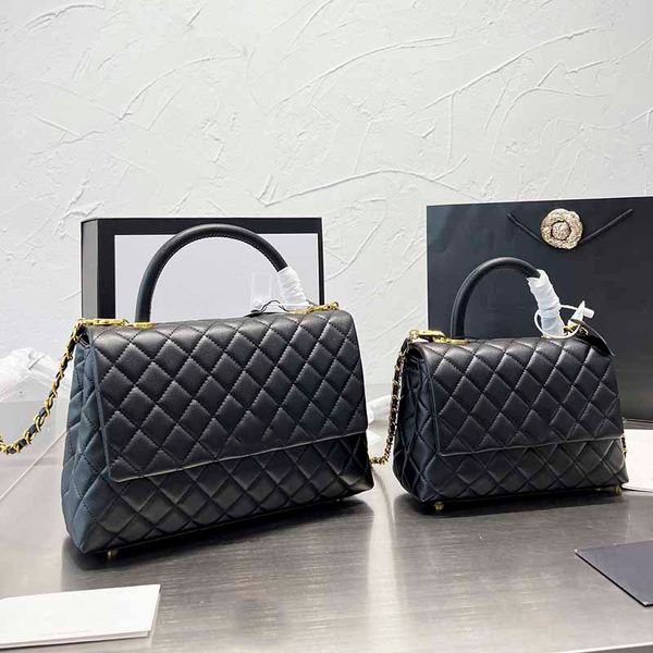 Borse da sera 22Ss Borsa da donna con manico con patta Co Tote Bag in pelle di vitello di alta qualità Caviale nero Borse firmate Borsa Hardware dorato con catena in pelle Cross Body