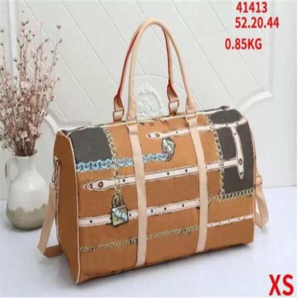 

2022 designer 52cm large capacity women men travel bags famous classical men shoulder designer duffel bags carry on luggage tote handbag